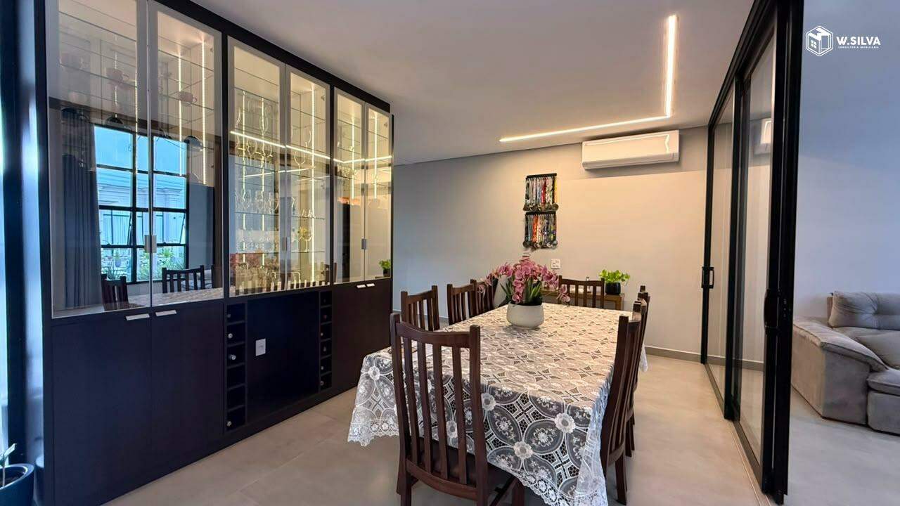 Casa em Condomínio à venda no Condomínio Residencial Evidências: