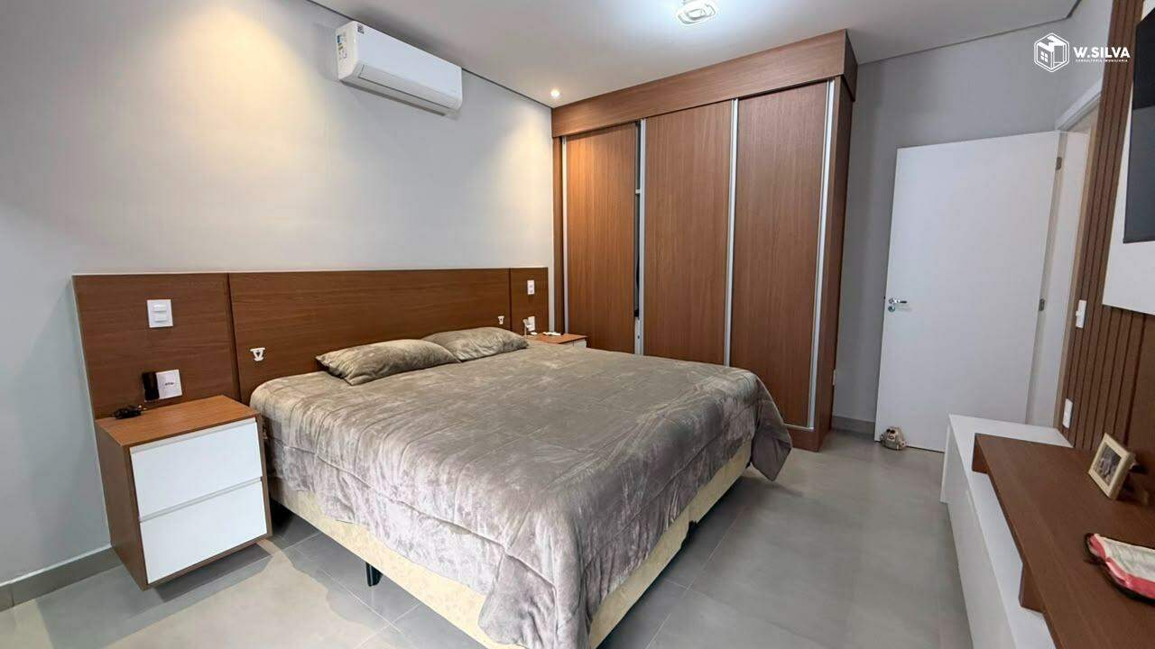 Casa em Condomínio à venda no Condomínio Residencial Evidências: