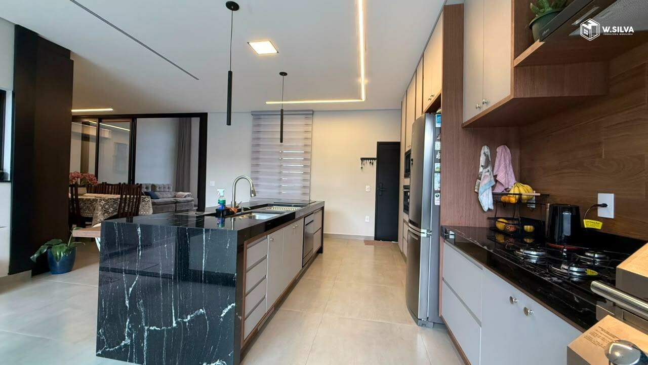 Casa em Condomínio à venda no Condomínio Residencial Evidências: