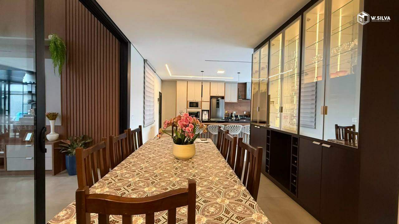 Casa em Condomínio à venda no Condomínio Residencial Evidências: