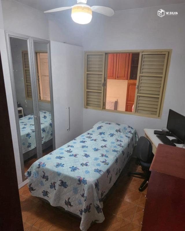 Casa à venda no Jardim do Sol: