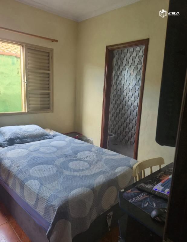Casa à venda no Jardim do Sol: