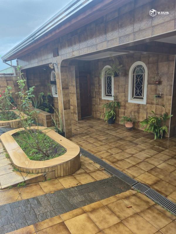 Casa à venda no Jardim do Sol: