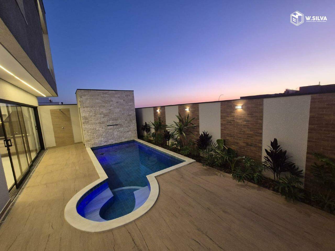 Casa em Condomínio à venda no Condomínio Residencial Dona Maria Candida: