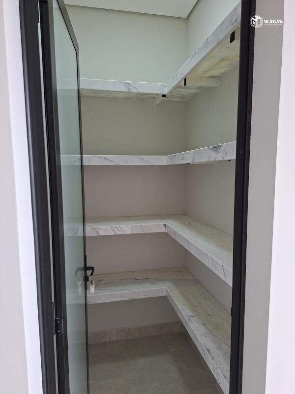 Casa em Condomínio à venda no Condomínio Residencial Evidências: