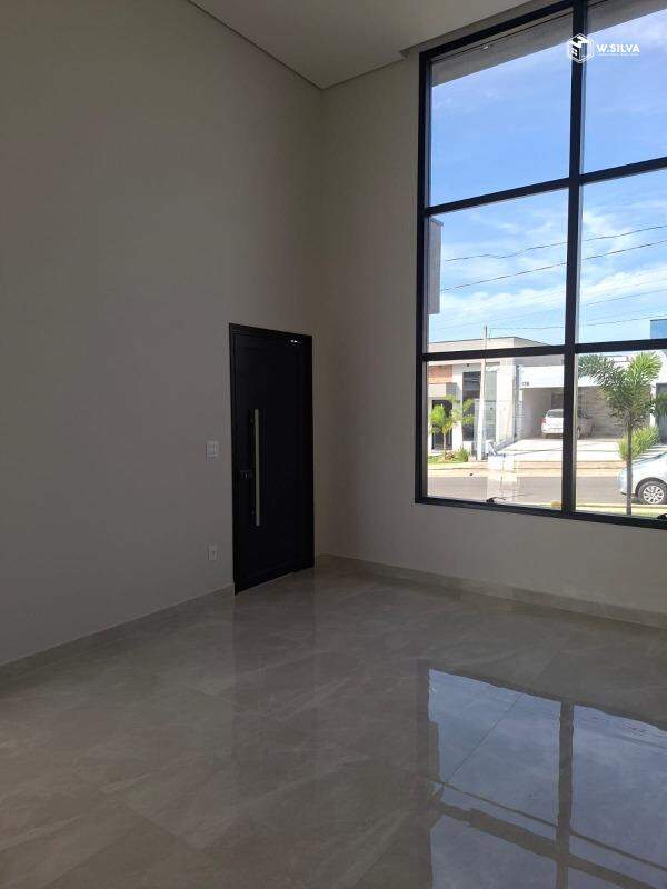 Casa em Condomínio à venda no Condomínio Residencial Evidências: