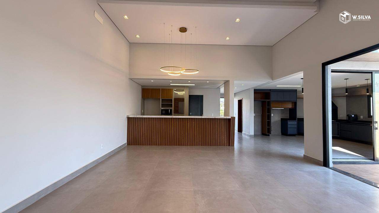 Casa em Condomínio à venda no Condomínio Residencial Laguna: