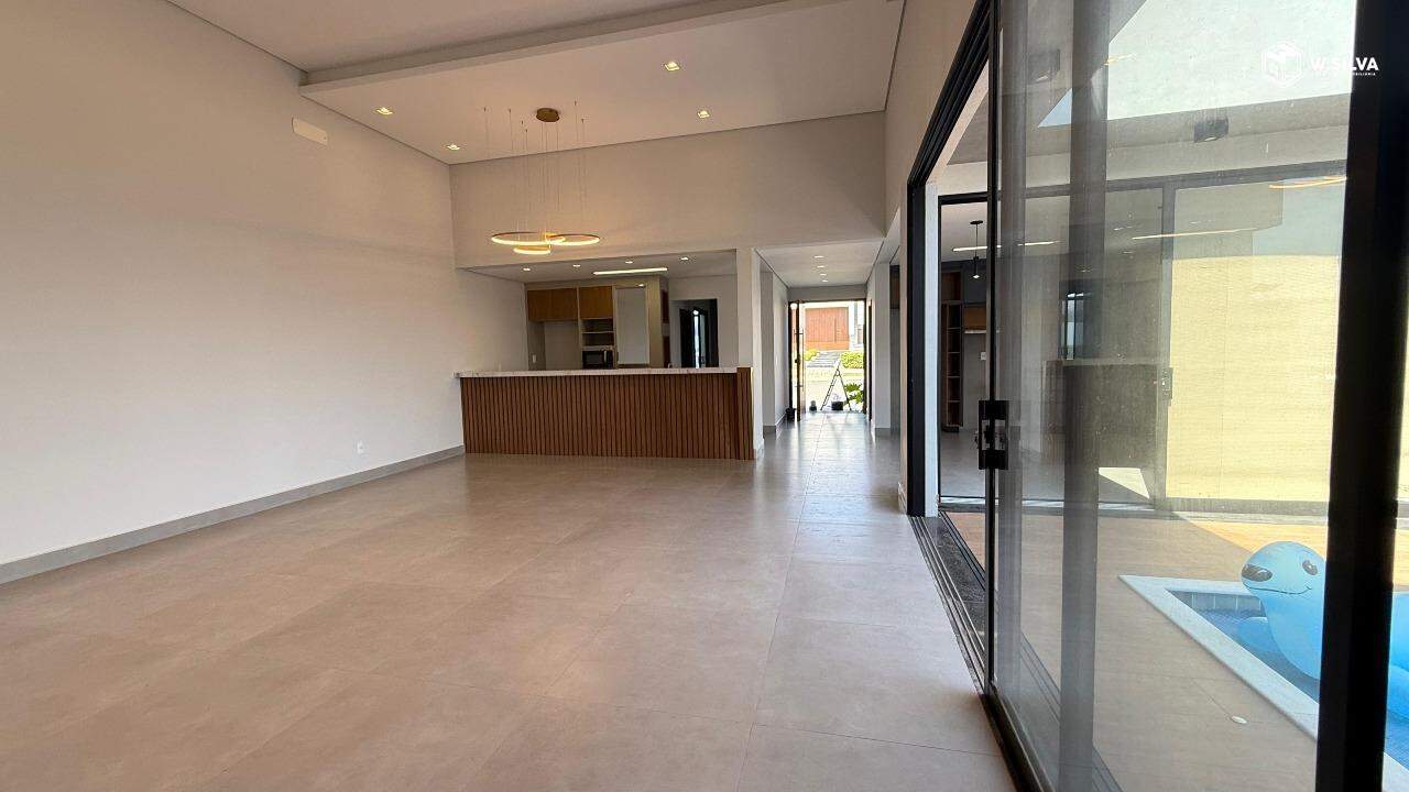 Casa em Condomínio à venda no Condomínio Residencial Laguna: