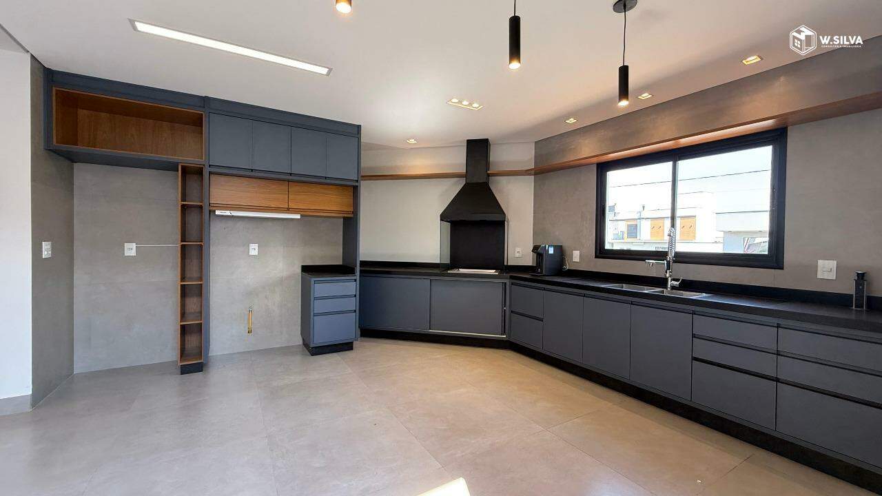 Casa em Condomínio à venda no Condomínio Residencial Laguna: