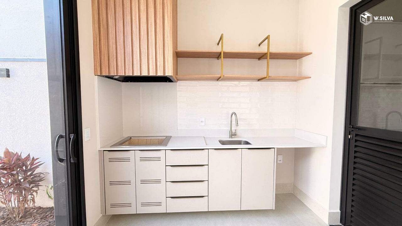Casa em Condomínio à venda no Jardim Laguna: