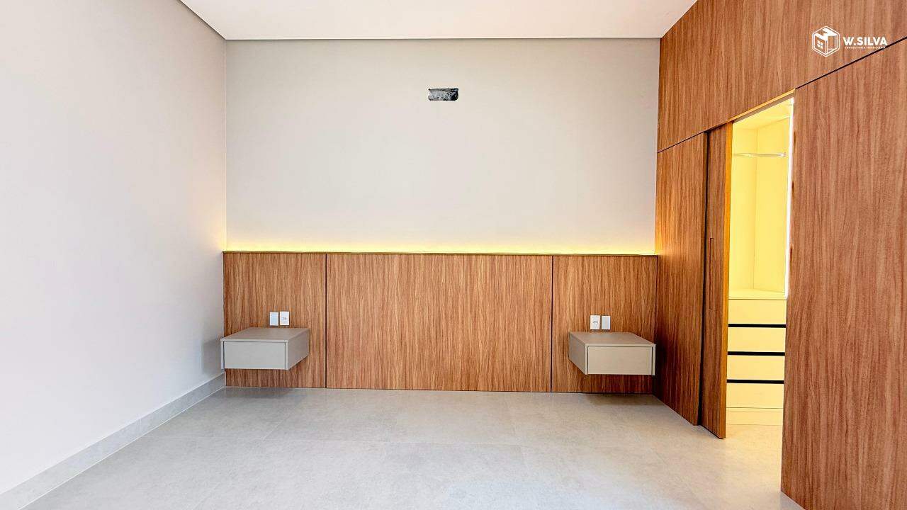 Casa em Condomínio à venda no Jardim Laguna: