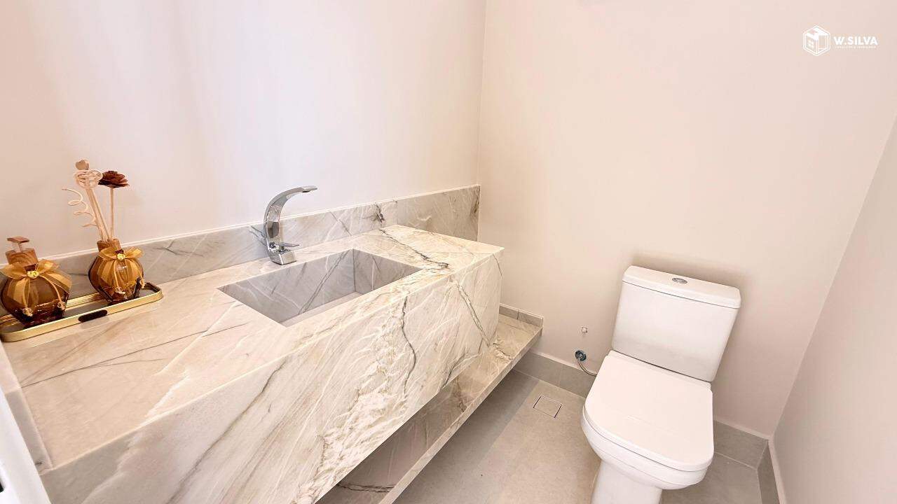 Casa em Condomínio à venda no Jardim Laguna: