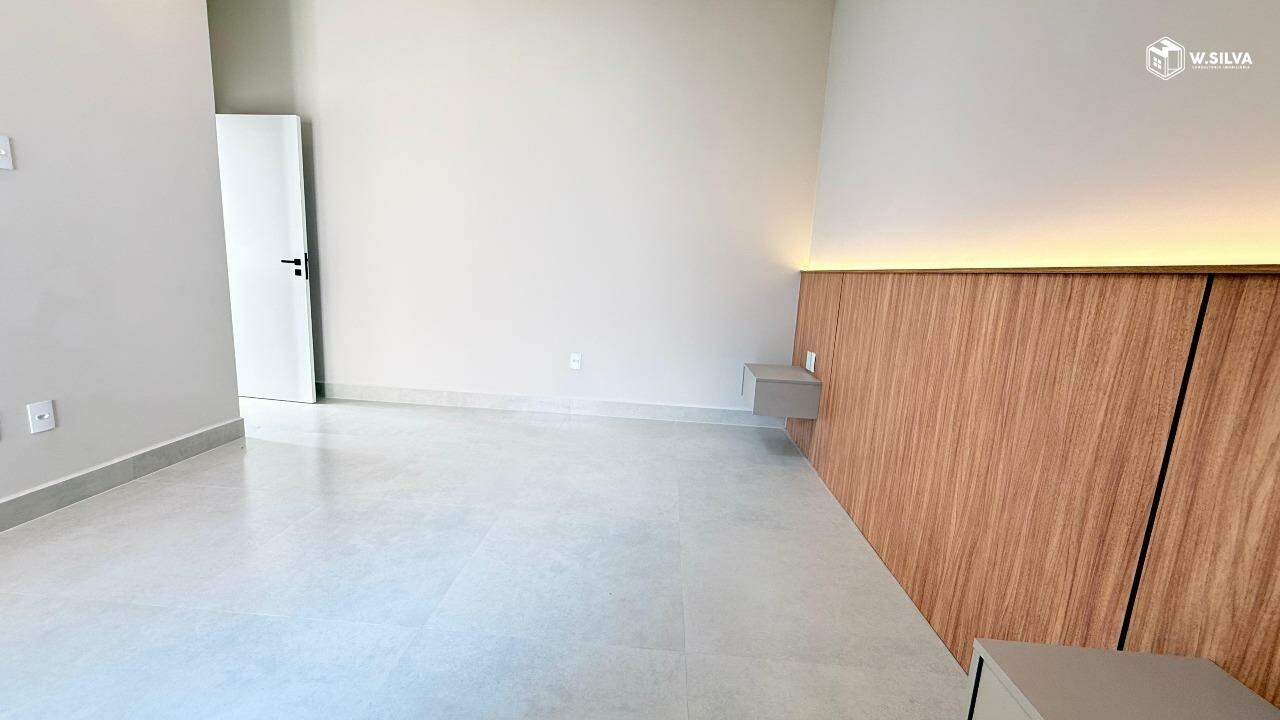 Casa em Condomínio à venda no Jardim Laguna: