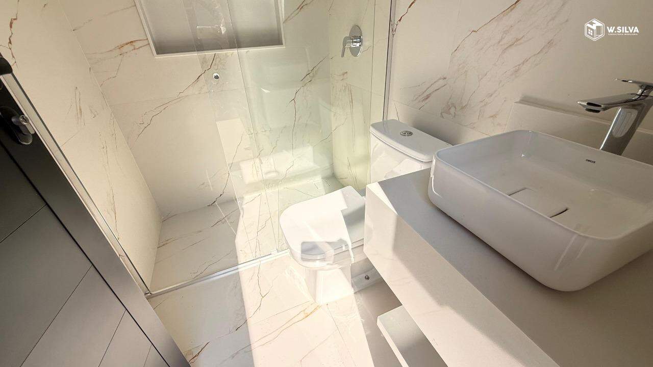 Casa em Condomínio à venda no Jardim Laguna:
