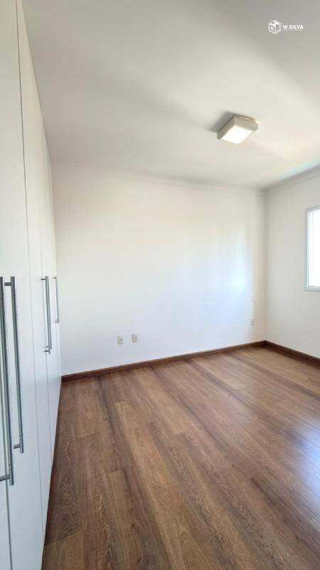 Apartamento à venda no Edifício Maroc :