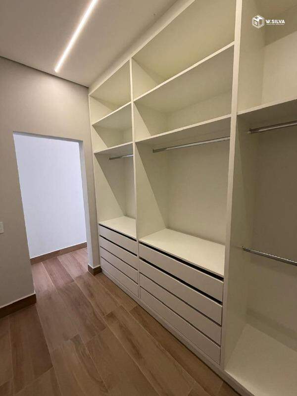 Casa em Condomínio à venda no Condomínio Residencial Alto de Itaici:
