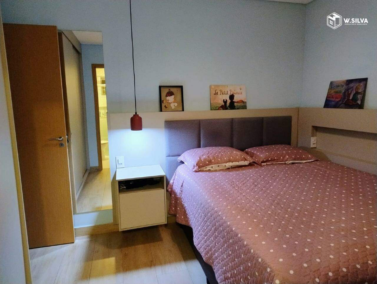 Apartamento à venda no Edifício Cambury: