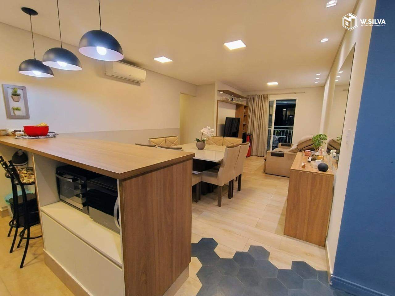 Apartamento à venda no Edifício Cambury: