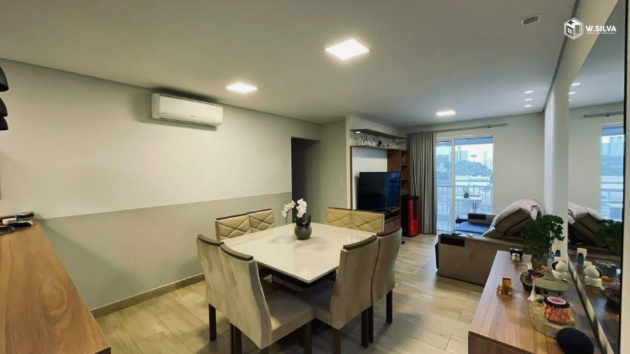 Apartamento à venda no Edifício Cambury: