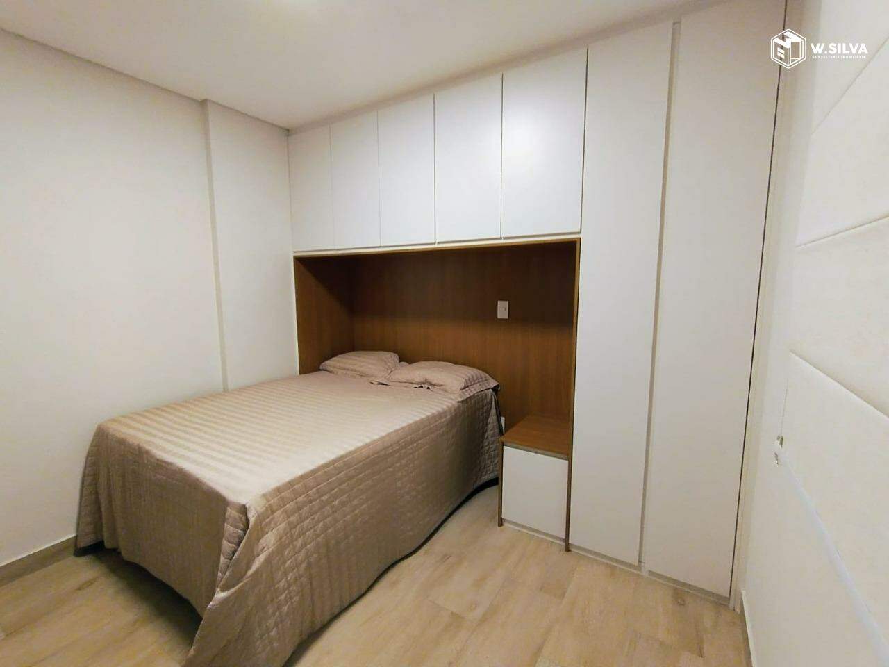 Apartamento à venda no Edifício Cambury: