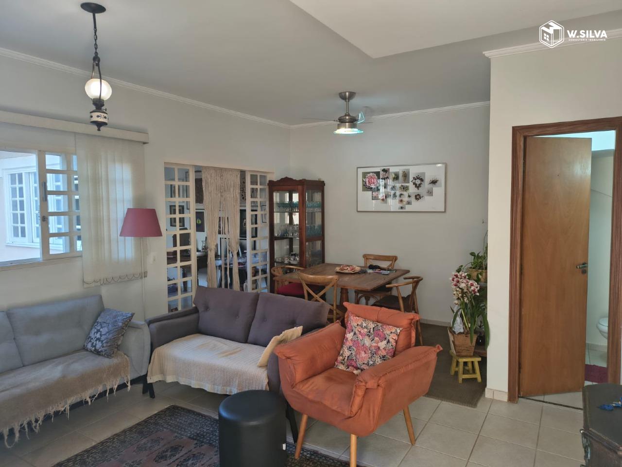 Casa em Condomínio à venda no Condomínio Residencial Flamboyant: