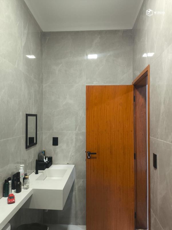 Casa à venda no Jardim Bom Sucesso: