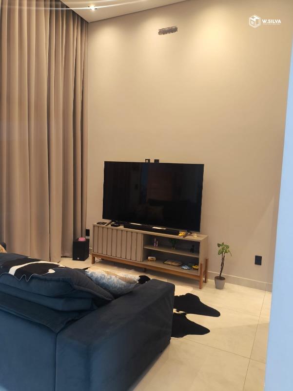 Casa à venda no Jardim Bom Sucesso: