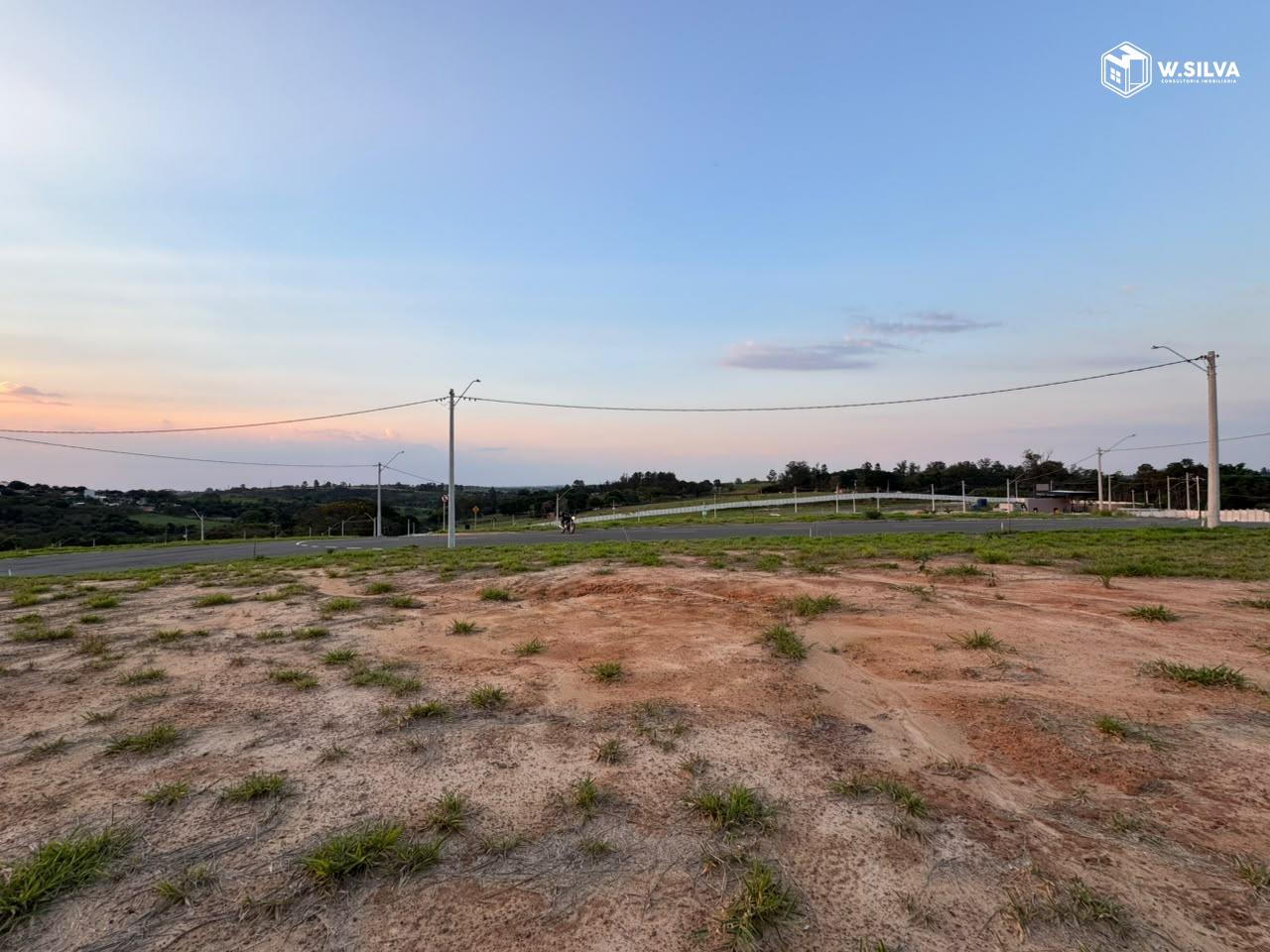 Terreno em condomínio à venda no Condomínio Reserva Bothanica: