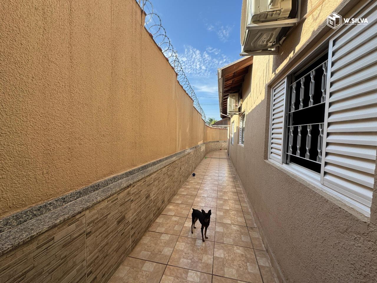 Casa à venda no Jardim Regina: 