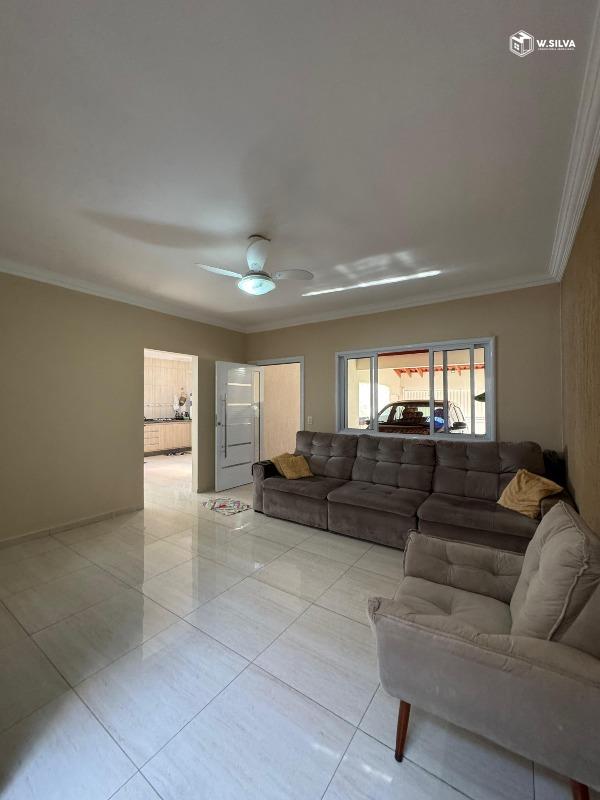 Casa à venda no Jardim Regina: 