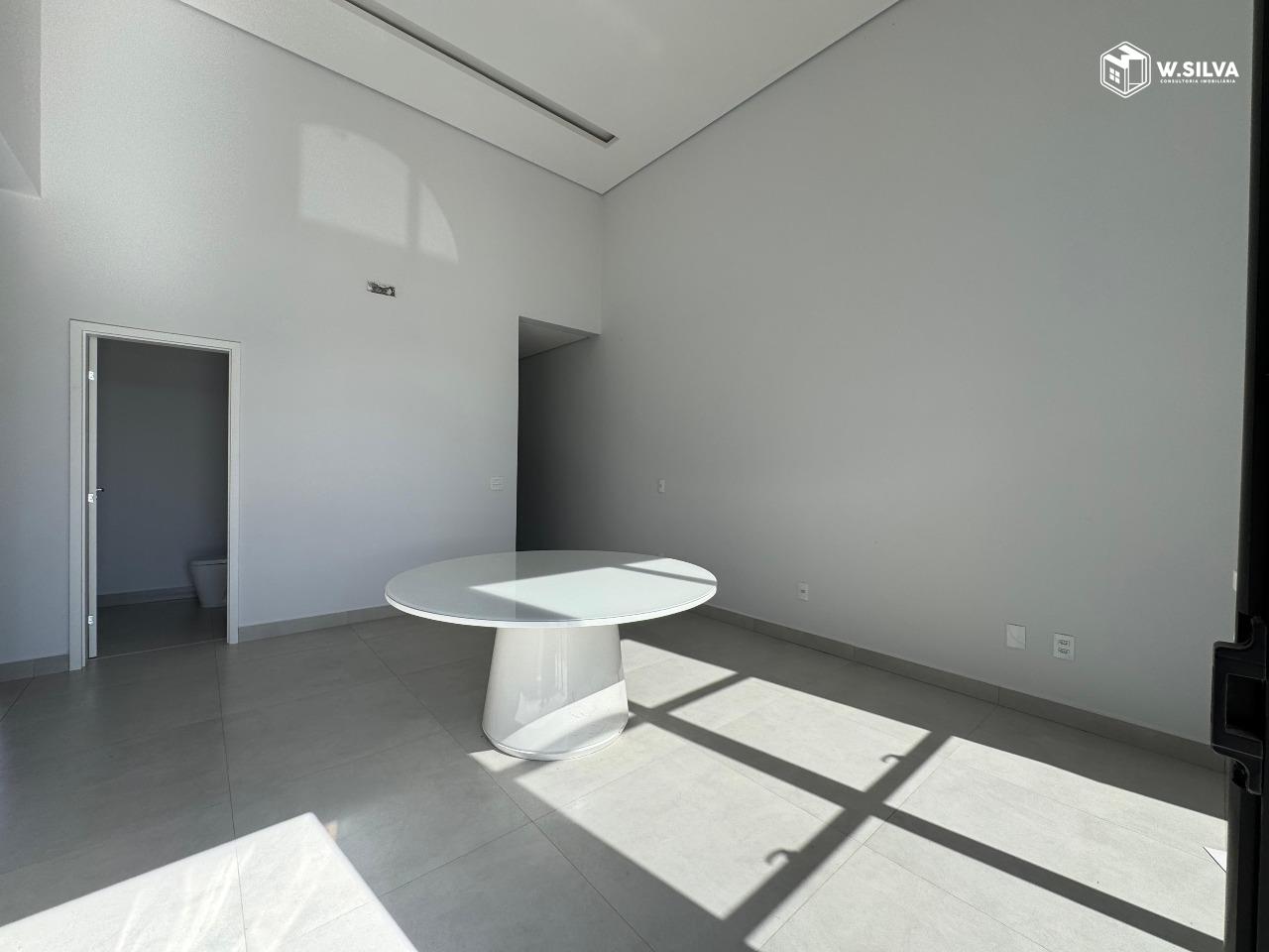 Casa em Condomínio à venda no Condomínio Park Gran Reserve: Sala