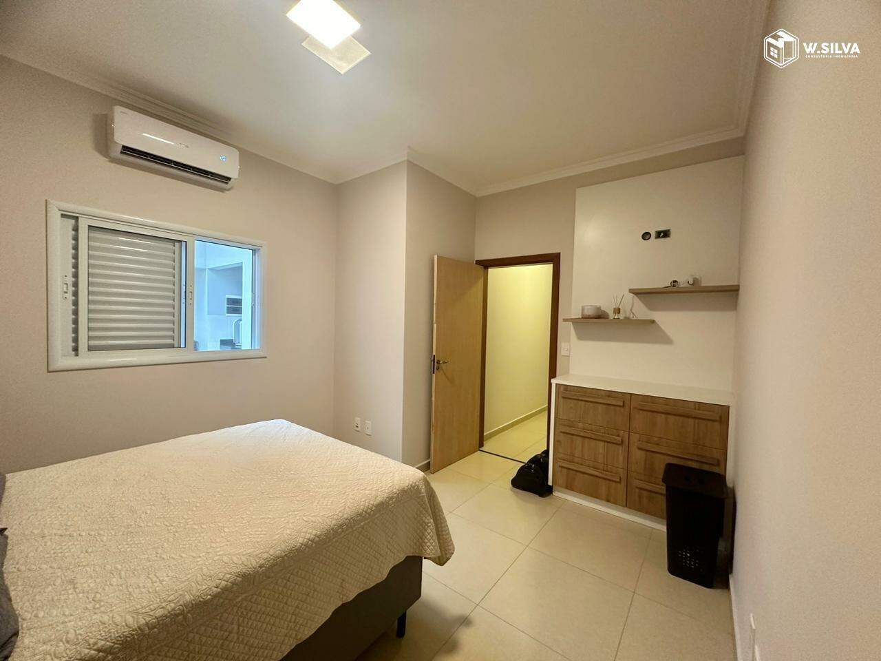 Casa em Condomínio à venda no Condomínio Vila Rica :