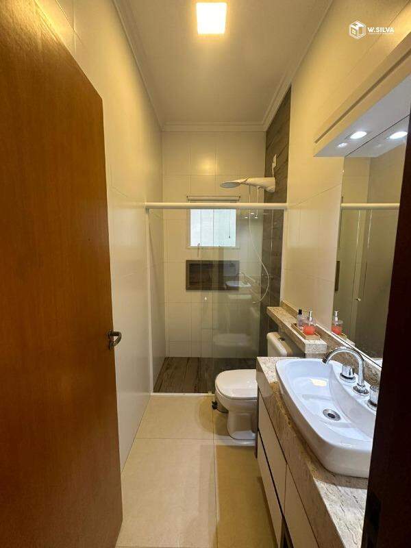 Casa em Condomínio à venda no Condomínio Vila Rica :