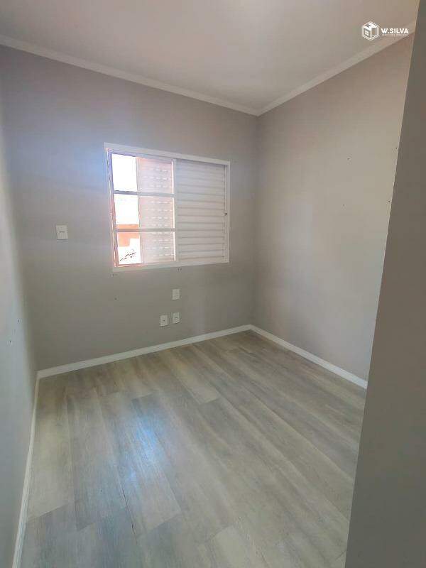 Casa em Condomínio à venda no Condomínio Residencial Flamboyant: