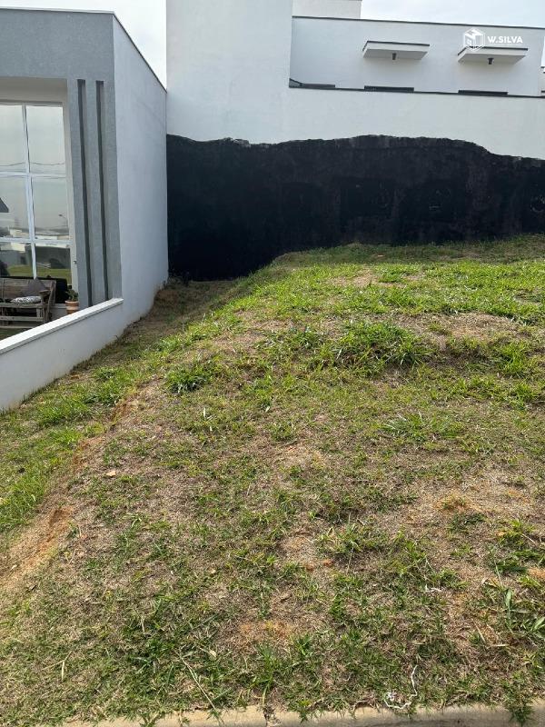 Terreno em condomínio à venda no Jardins do Império - Vila Rica : 