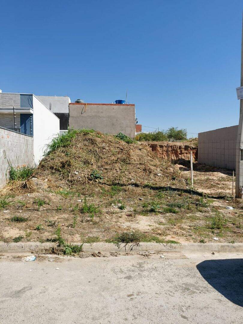 Terreno em Bairro à venda no Jardim Moriyama: 