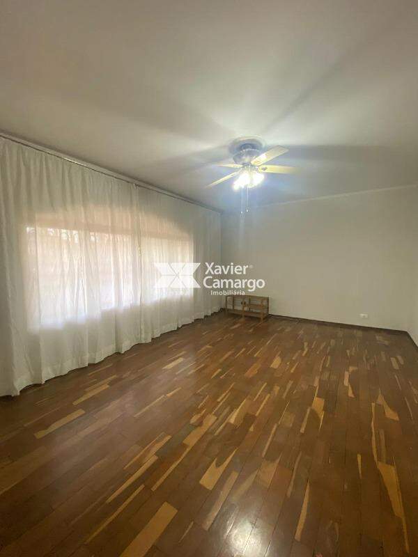 Casa à venda no Jardim América: Sala 