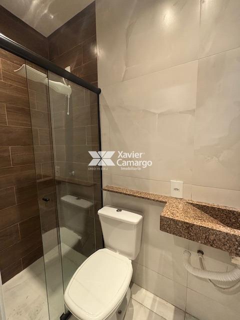 Kitnet para aluguel no Santa Cruz: Banheiro