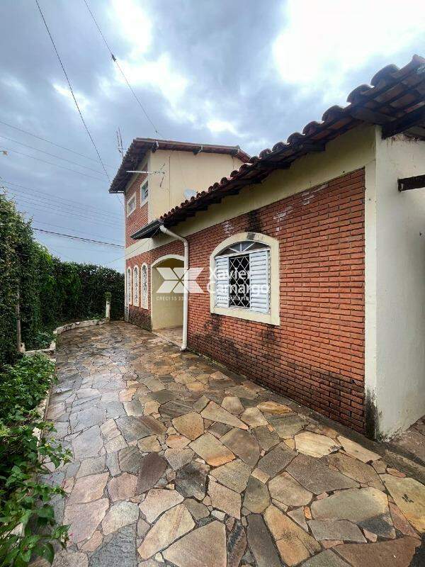 Casa para aluguel no Jardim Panorama: Fachada