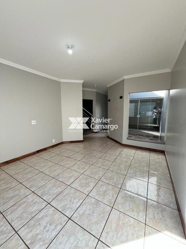 Casa para aluguel no Jardim América: Sala I