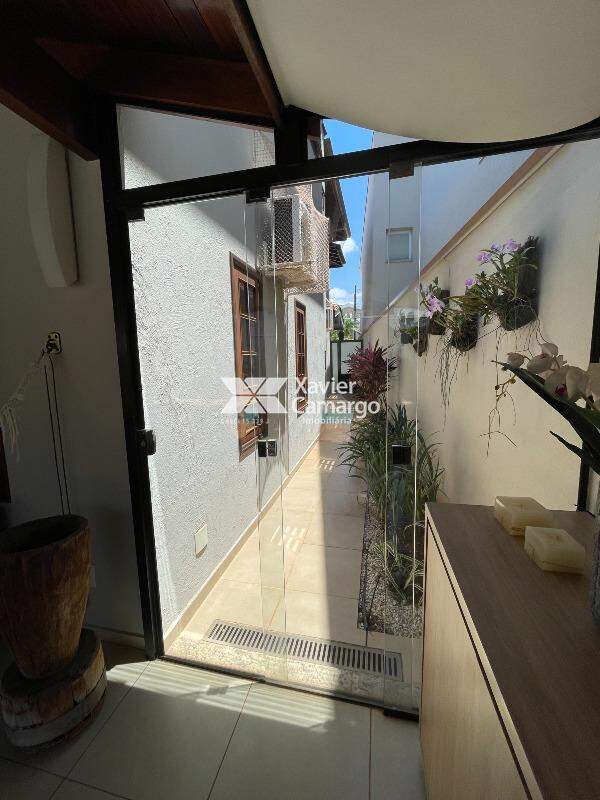 Casa em Condomínio ou Loteamento fechado à venda no Cidade Jardim: Acesso Lateral