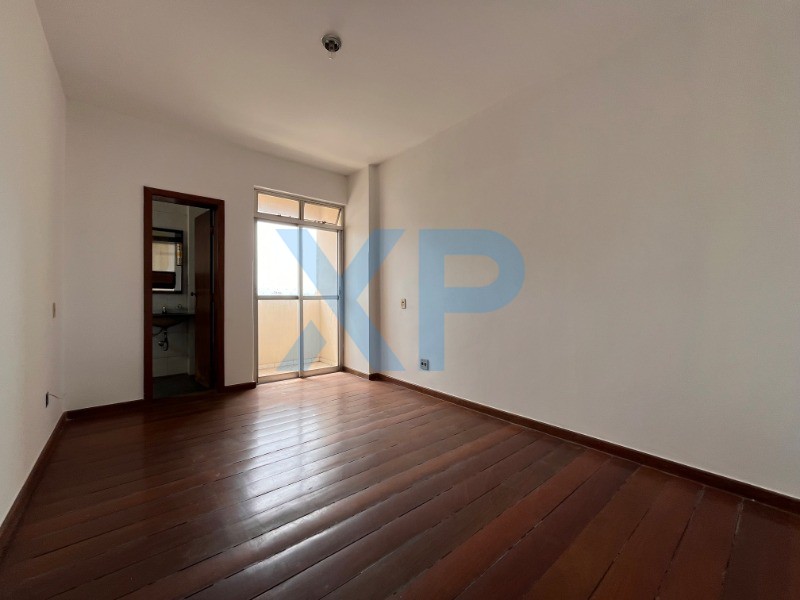 Apartamento Tipo à venda no CENTRO: QUARTO SUITE