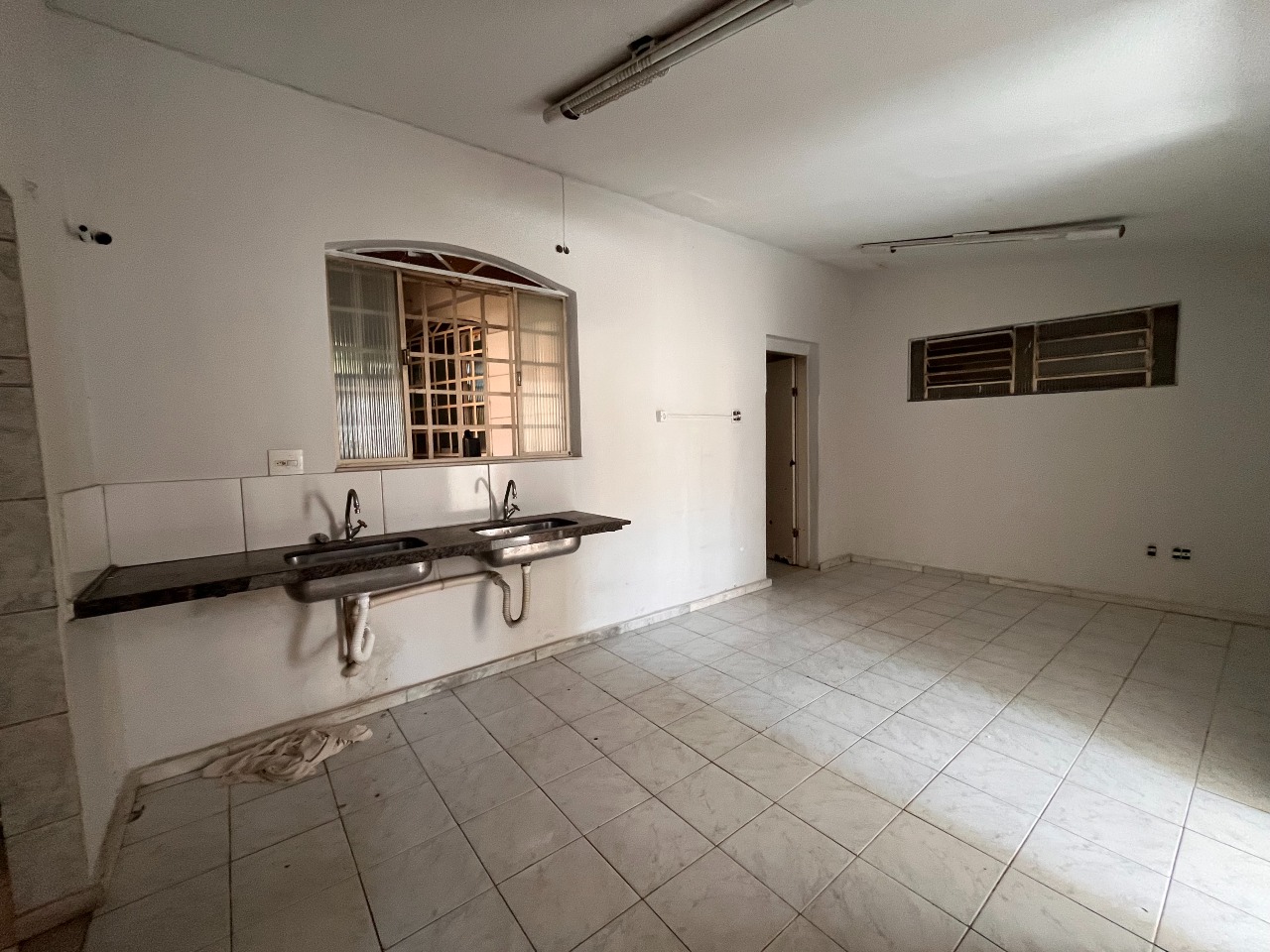 Casa à venda no CENTRO: 