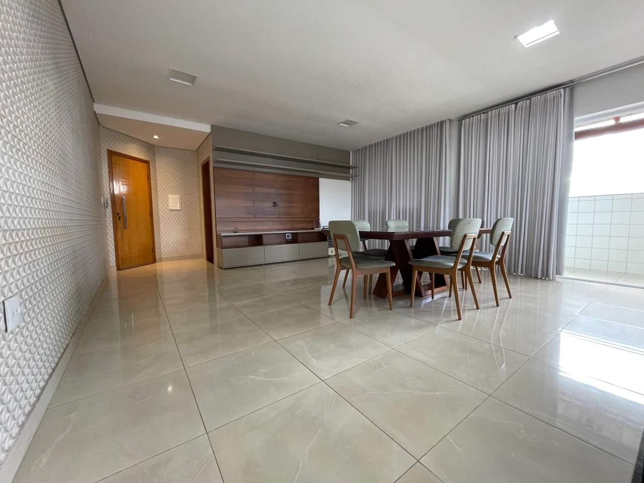 Cobertura à venda no BOM PASTOR: SALA CONJUGADA