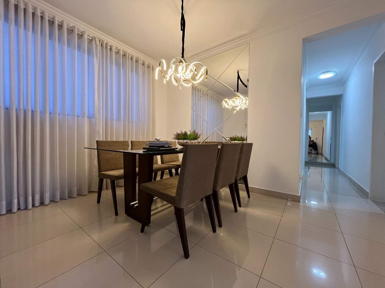 Cobertura à venda no SIDIL: SALA DE JANTAR