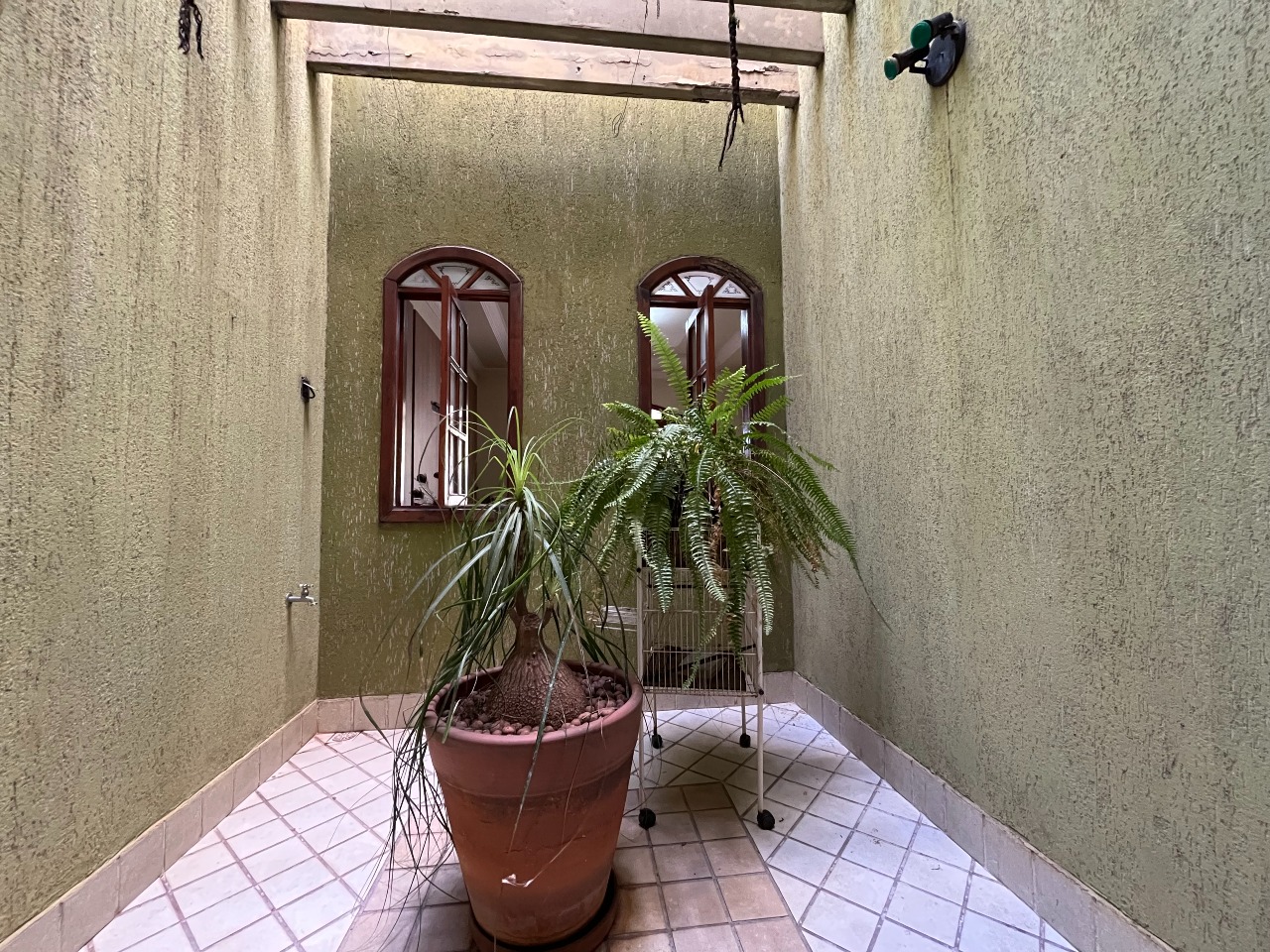 Casa à venda no Manoel Valinhas: AREA DE CLARIDADE