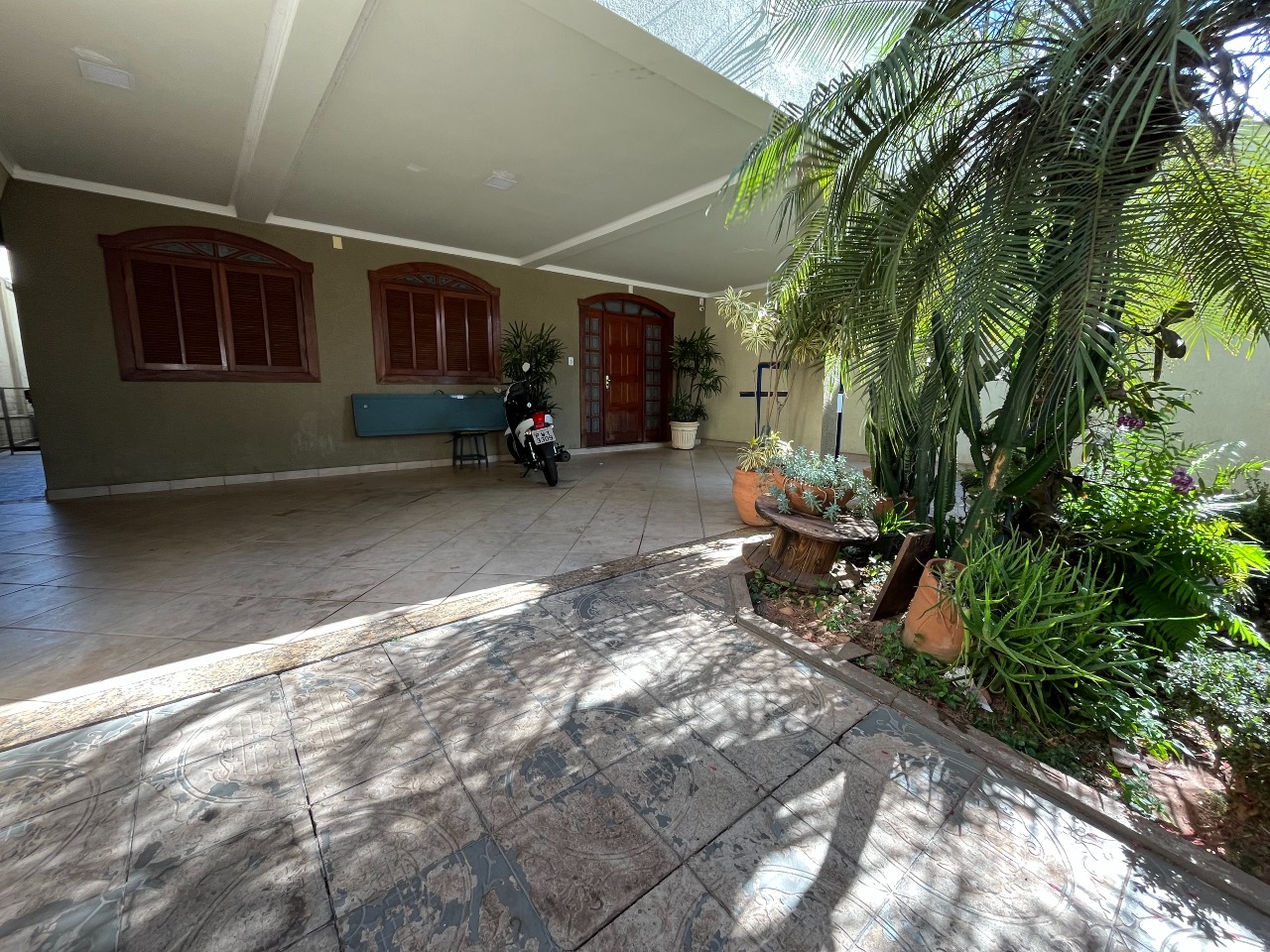 Casa à venda no Manoel Valinhas: GARAGEM