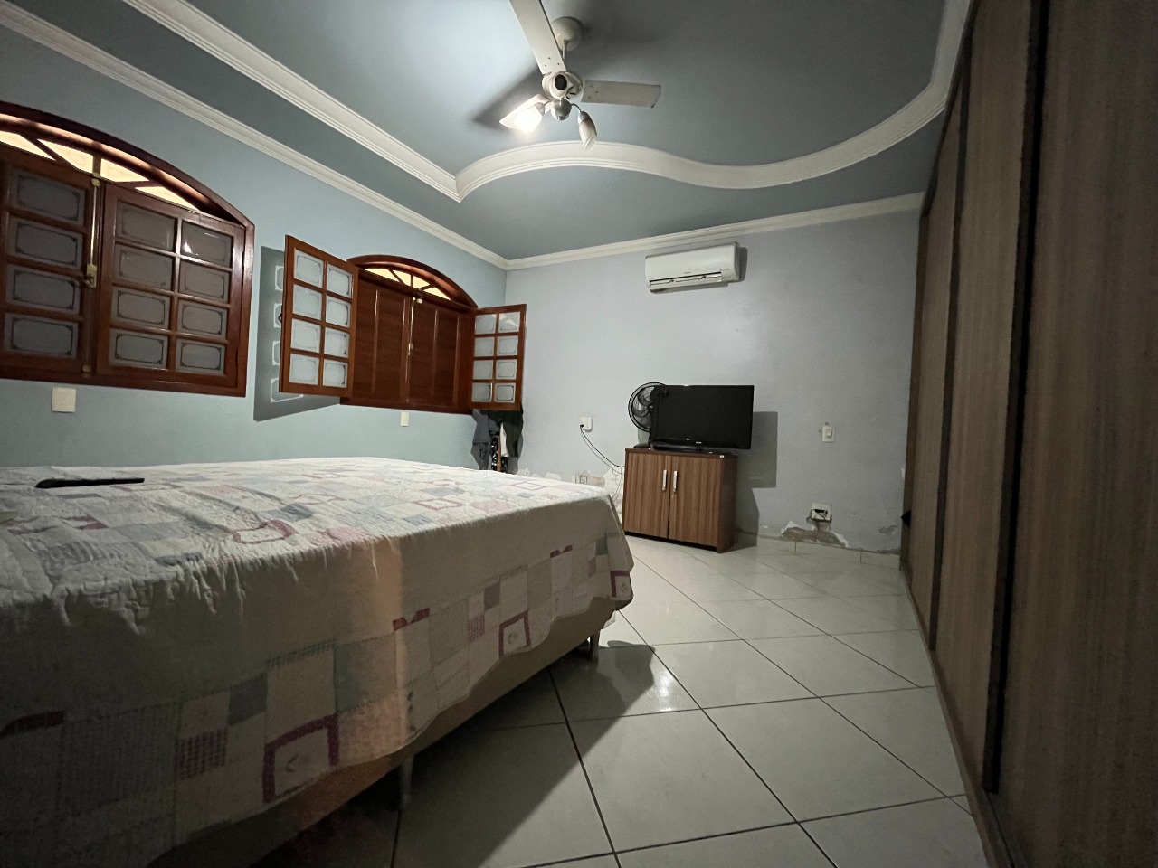 Casa à venda no Manoel Valinhas: SUITE 