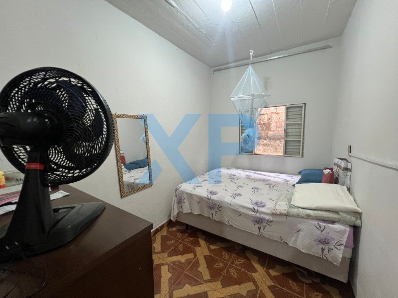 Casa à venda no AFONSO PENA: QUARTO 1