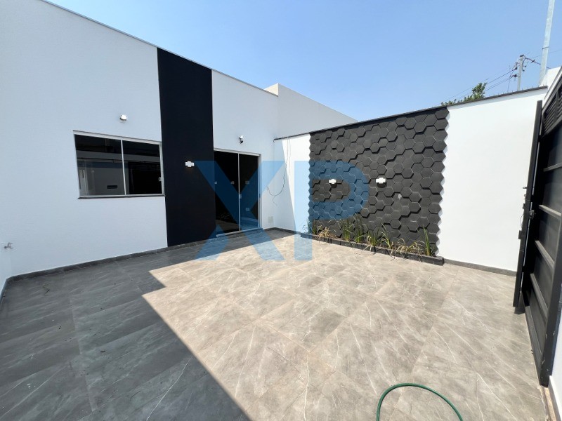 Casa à venda no INTERLAGOS: Foto 01